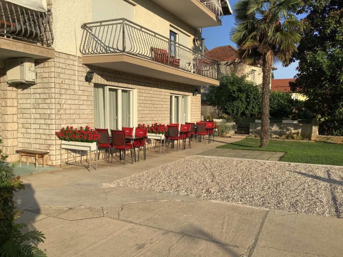 Aparthotel Sobe Pipic Široki Brijeg Exteriér fotografie